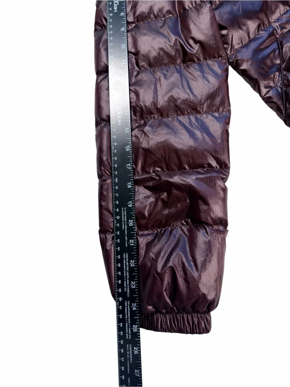 J Crew Men's Outerwear Quilted Duck Down Puffer Jacket Deep Burgundy Size M